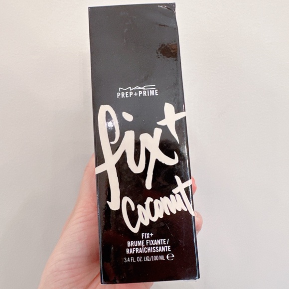 NWB MAC Prep + Prime Fix+ Coconut 100ml - Picture 4 of 5